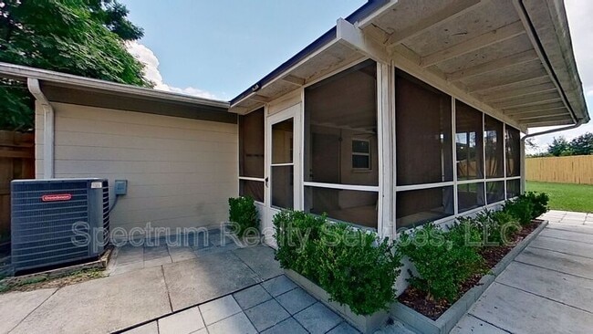 Building Photo - 399 Toccoa Rd