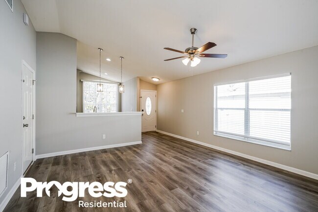 Building Photo - 9837 Violet Dr