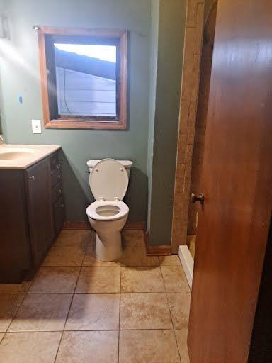 Building Photo - 758 S Huth Rd