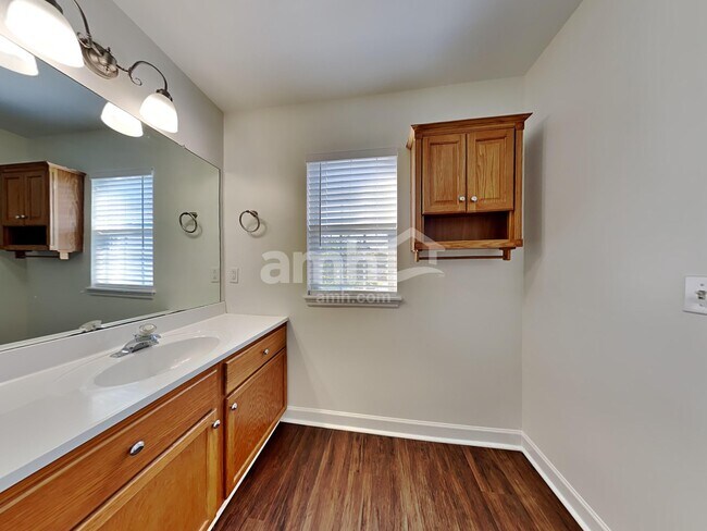 Building Photo - 170 Moon Dance Ln