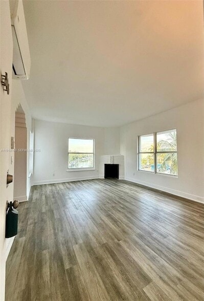 Building Photo - 4035 Meridian Ave