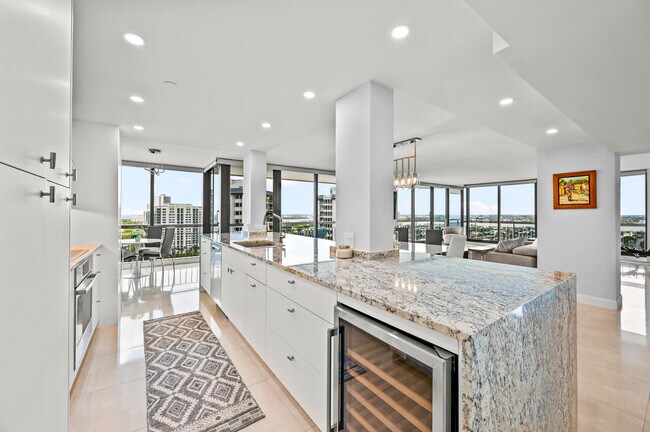 Building Photo - 4000 N Ocean Dr