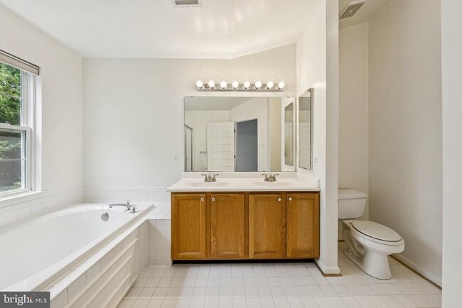 Building Photo - 13528 Hayworth Dr