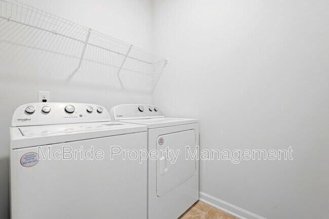 Building Photo - 6036 Beadlow St