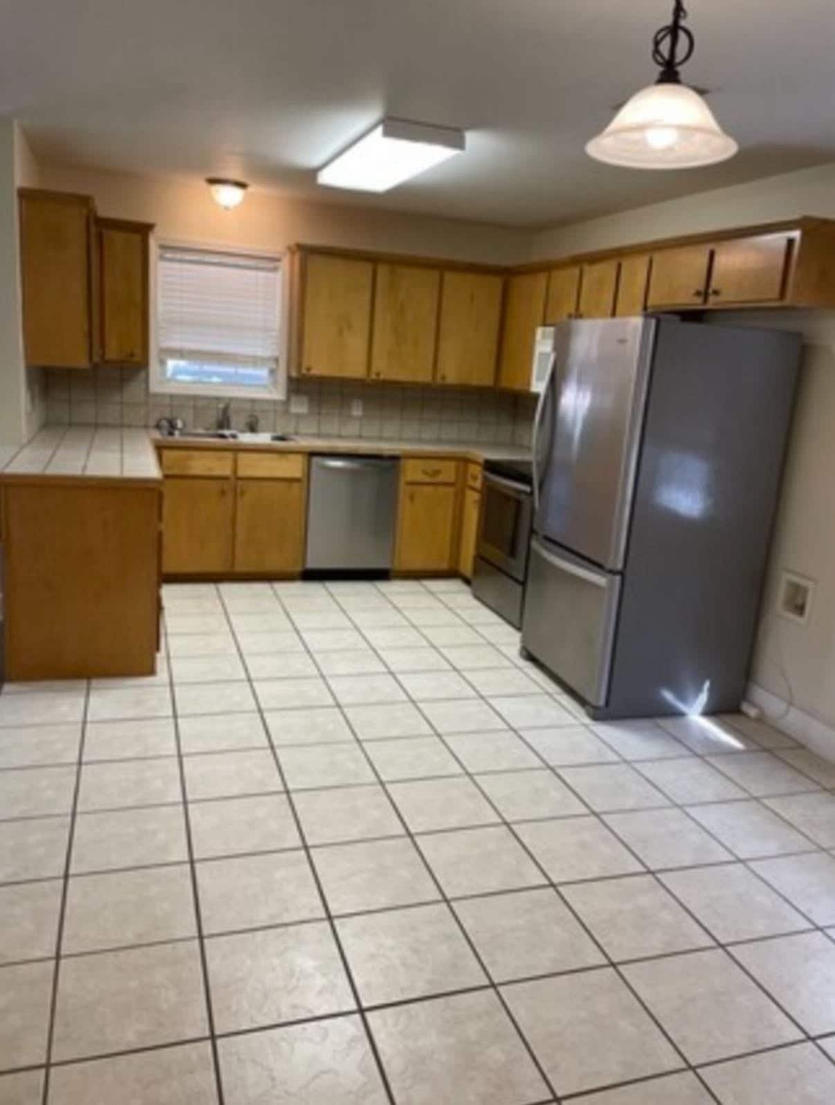 Building Photo - 105 Westchase Dr