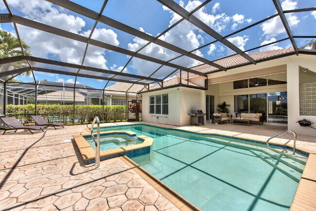 Building Photo - Pelican Marsh Pool home
