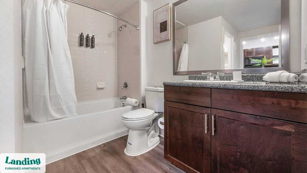 Building Photo - 810 W St Johns Ave