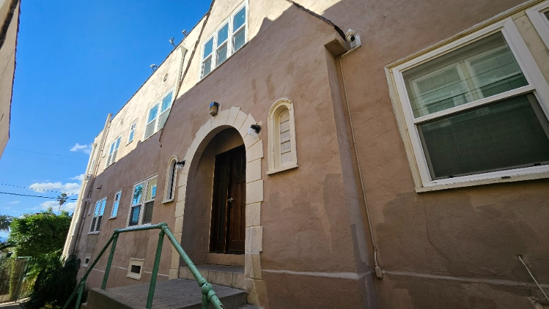 Building Photo - 427-431 Normandie Ave