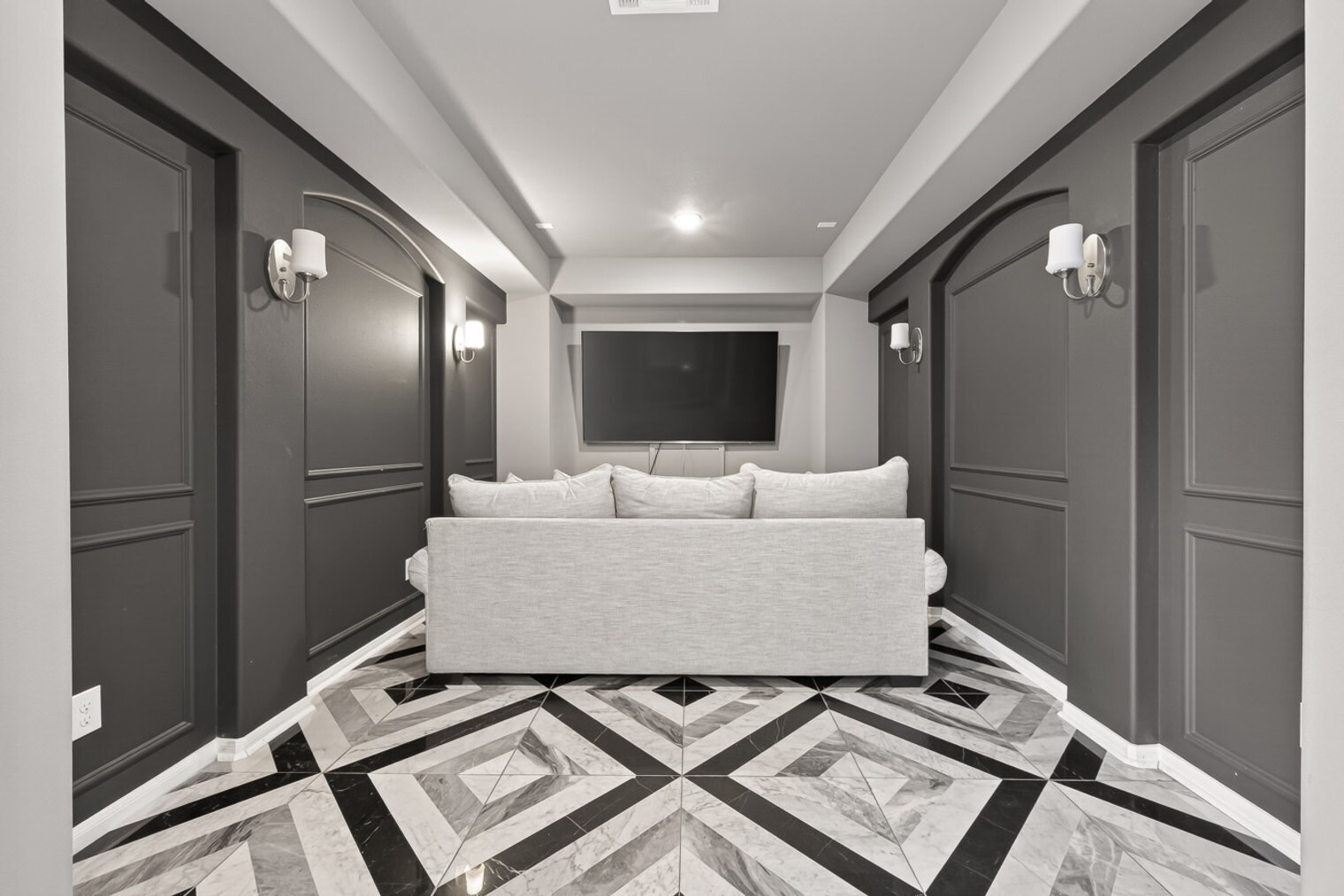 Building Photo - 11347 Needlerock Ct