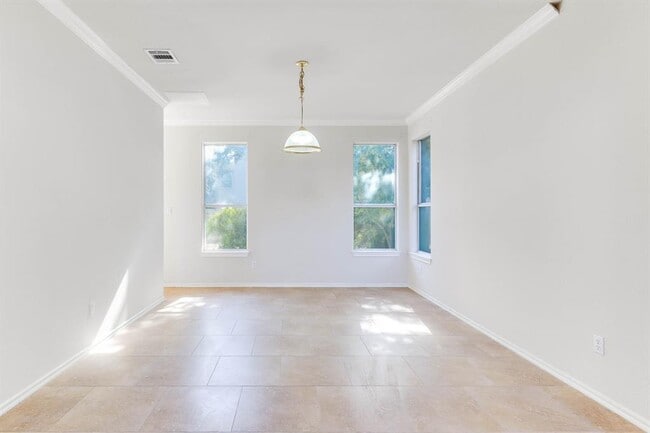 Building Photo - 8313 Canola Bend