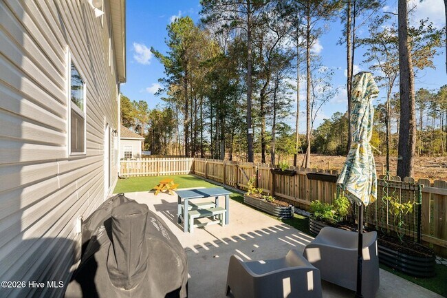 Building Photo - 109 Station Yard Rd