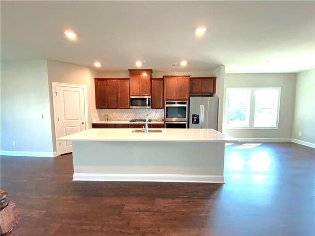 Building Photo - 912 Sweetwater Grove