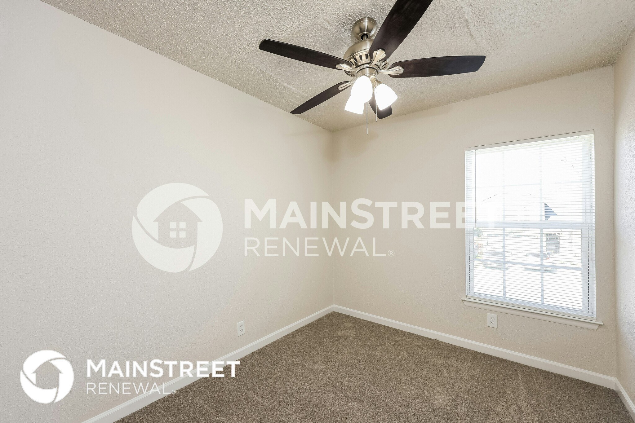 Building Photo - 9906 Sandy Field Dr