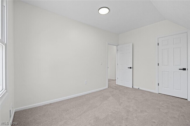 Building Photo - 12028 Wade Park Ave