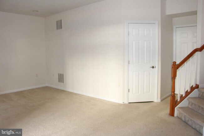 Building Photo - 16382 Gangplank Ln