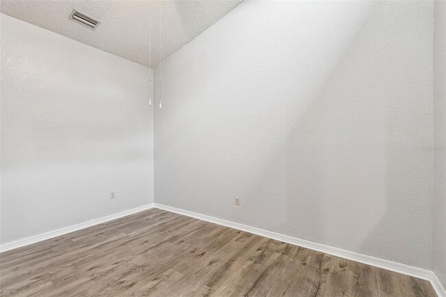 Building Photo - 6437 93rd Terrace N