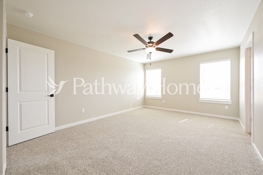 Building Photo - 17941 E 94th Ave