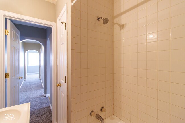 Building Photo - 61 S 3rd Ave