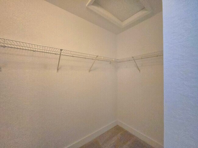 Building Photo - 3604 Sonoma Dr