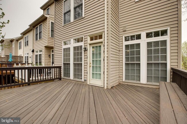 Building Photo - 12691 Heron Ridge Dr