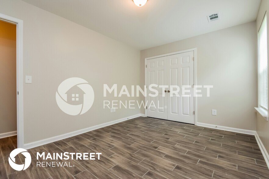 Building Photo - 708 Winesap Ct