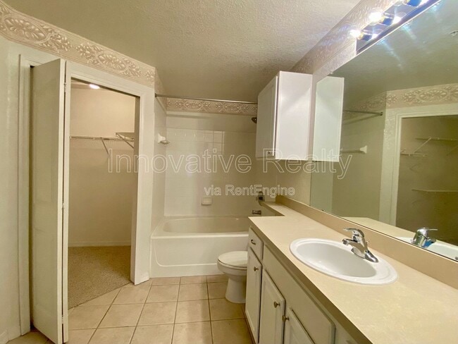 Building Photo - 1608 Legacy Park Dr