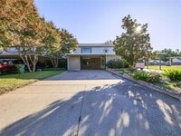 Building Photo - 2113 Fleur De Lis Ct