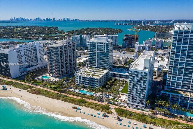 Building Photo - 6899 Collins Ave