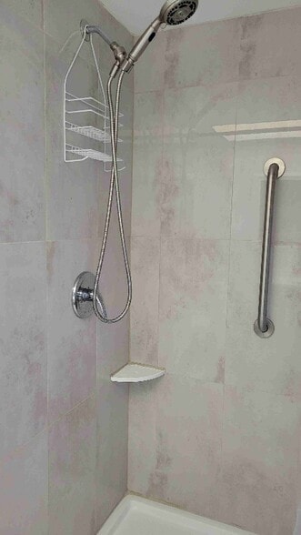 Building Photo - 9501 117th St N