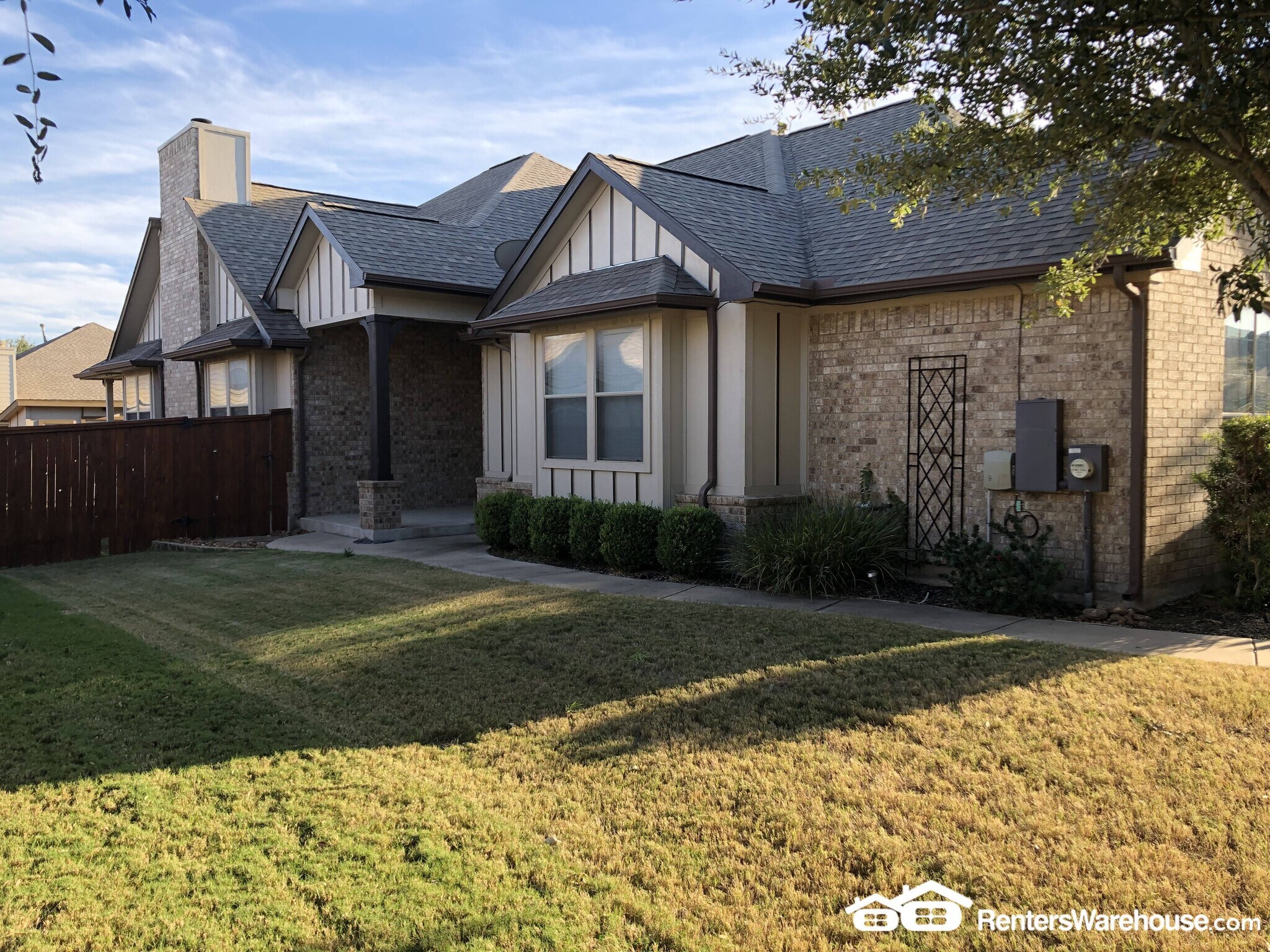 Building Photo - 19421 Brent Knoll Dr