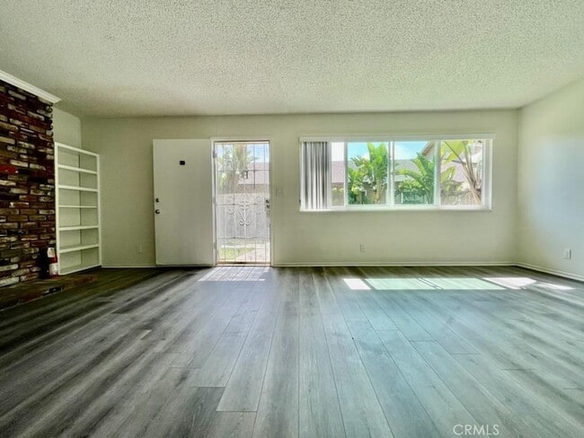 Building Photo - 7722 Cypress Dr