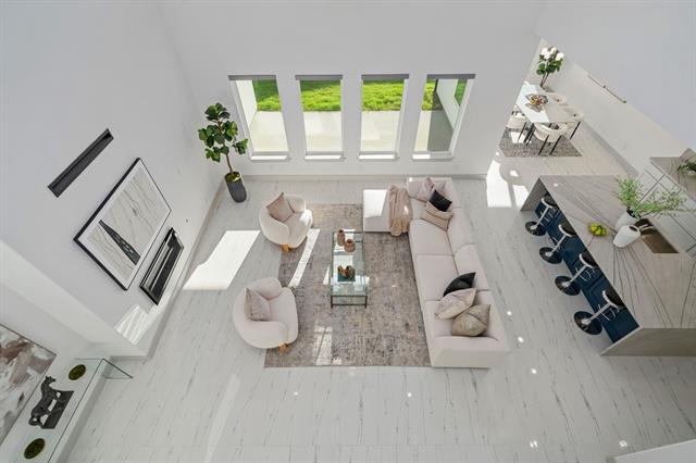 Building Photo - 10375 Great Days Dr