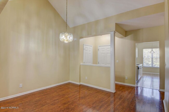 Building Photo - 4523 Sagedale Dr
