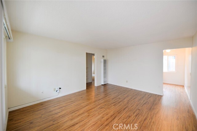 Building Photo - 250 Avenida Del Poniente