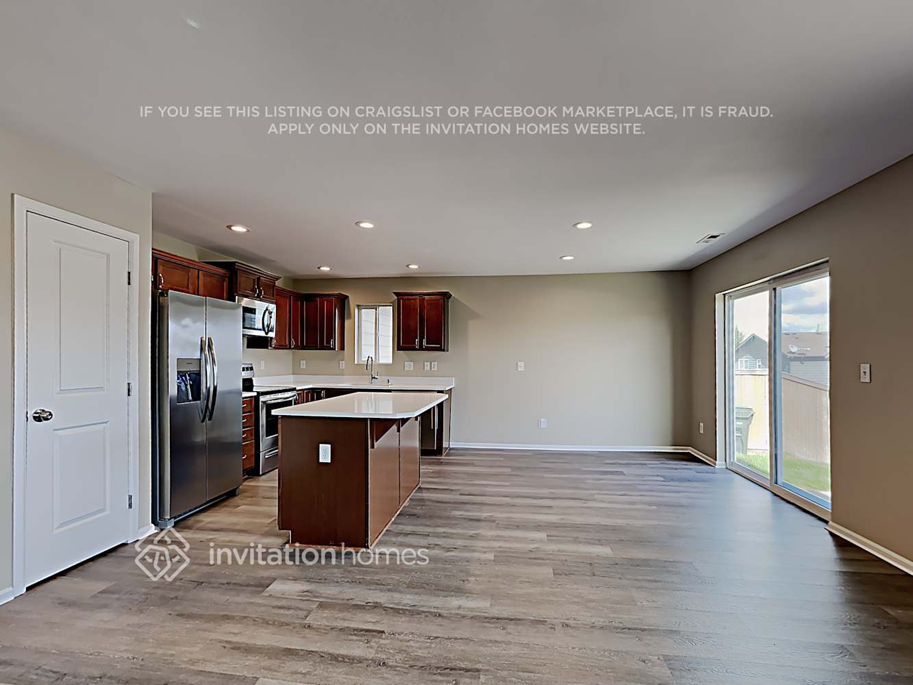 Building Photo - 19917 18th Ave Ct E