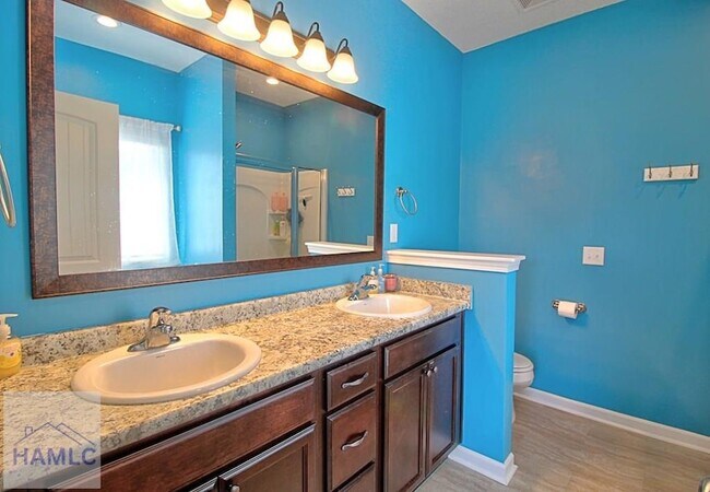 Building Photo - 50 Sunflower Cir NE