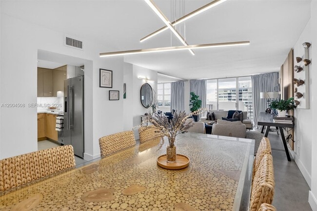 Building Photo - 2780 NE 183rd St