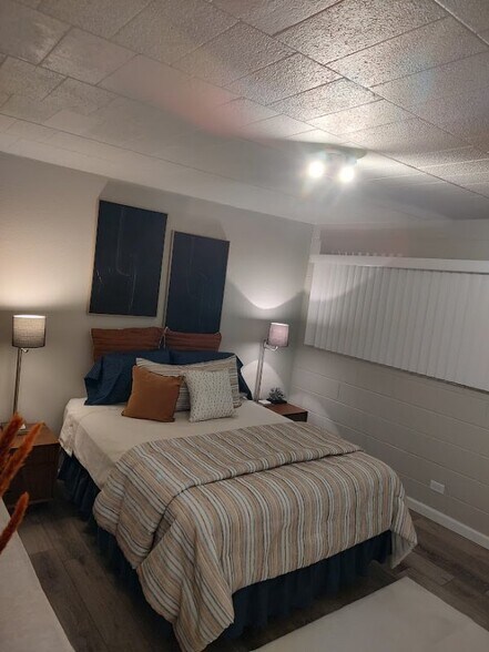 Building Photo - 111 S Meldrum St