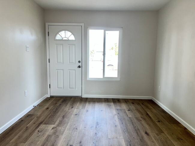 Building Photo - 3313 Clairemont Mesa Blvd