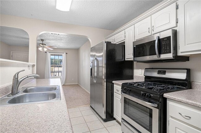 Building Photo - 1414 N Hampton Dr