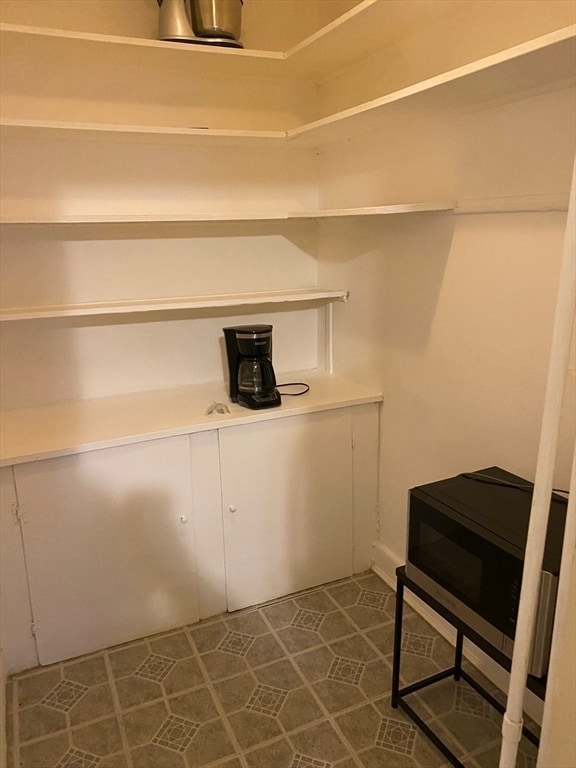 Building Photo - 72 Florida St