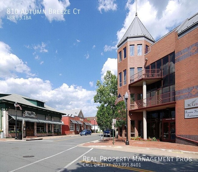 Building Photo - 810 Autumn Breeze Ct