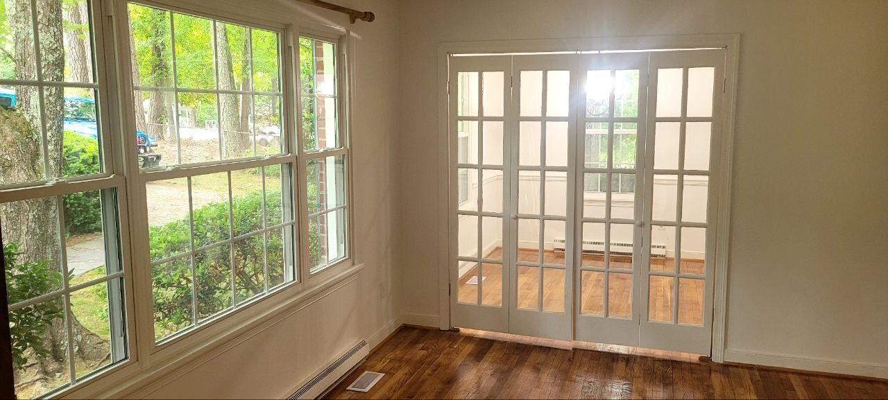 Building Photo - 412 Pagebrook Dr