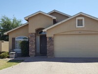 Building Photo - 1317 Kuhni Ct