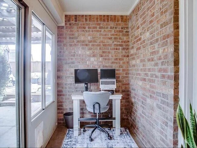 Building Photo - 6720 10th St