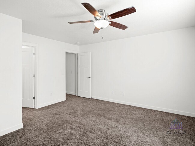 Building Photo - Modern 3BR Apt with Attached Garage & Stunning Mountain Views – Vineyard, UT