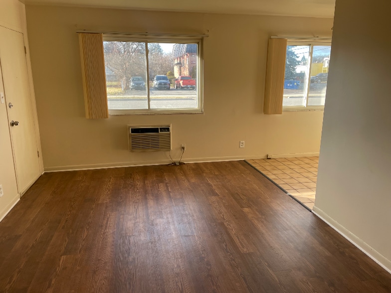 Building Photo - 125 Arcola St