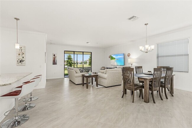 Building Photo - 11536 Shady Palm Wy