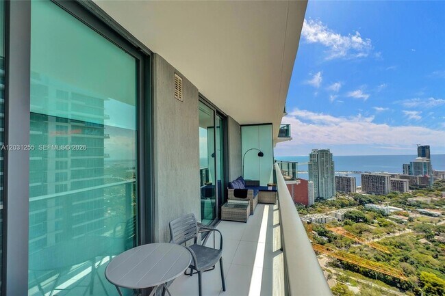 Building Photo - 1300 S Miami Ave