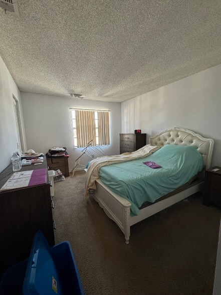 Building Photo - 1038 Mollie Ln